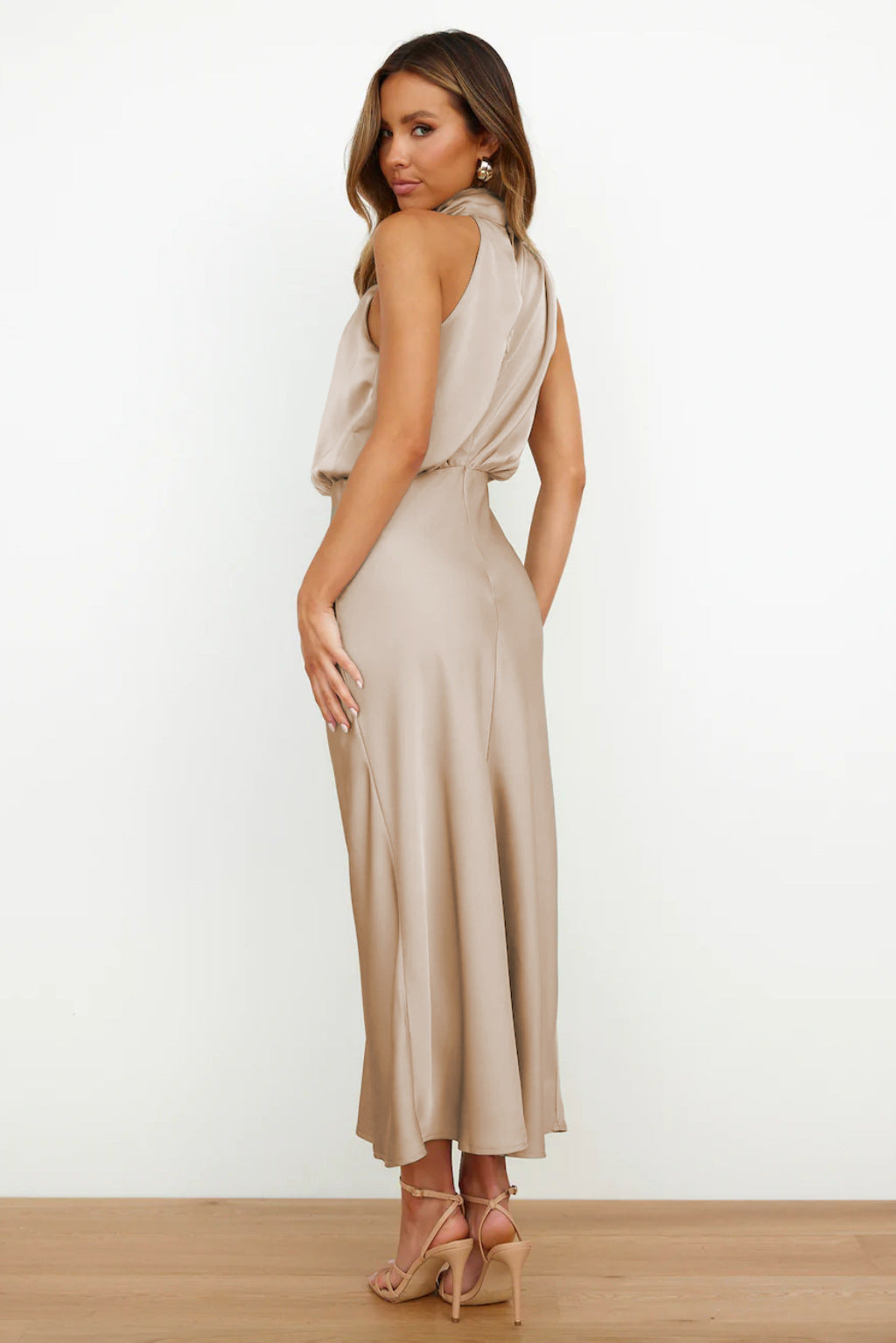 Carlina | Vestido Longo de Seda com Decote Halter