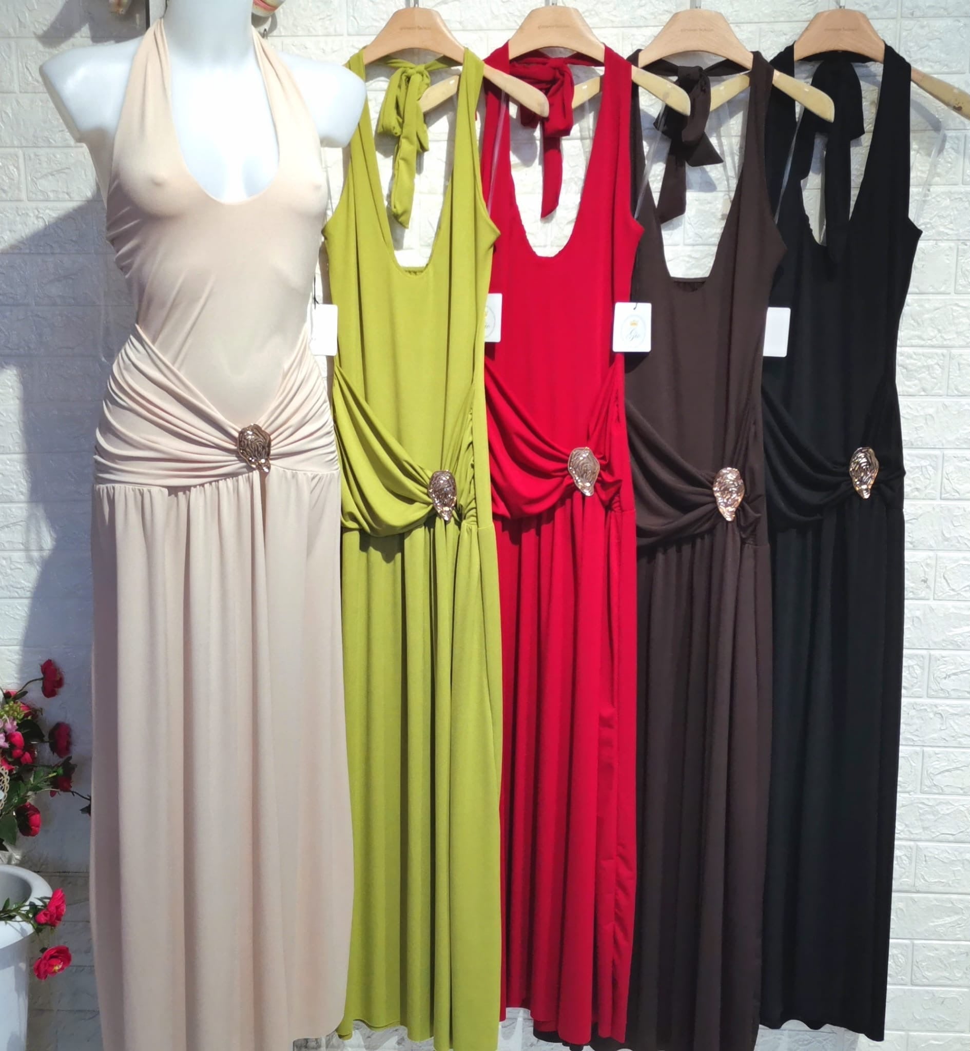 Michelle - Vestido Elegante com Fenda
