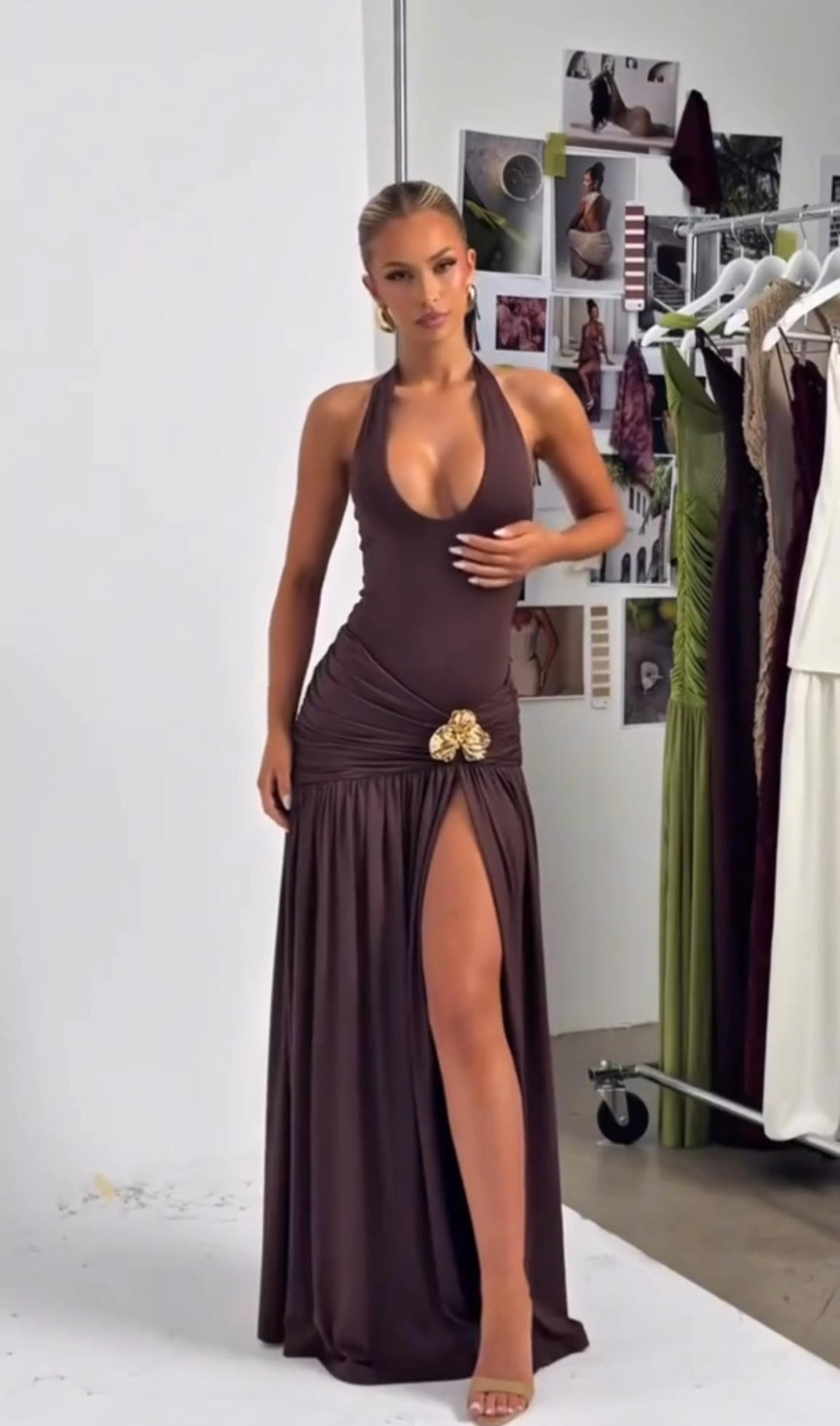 Michelle - Vestido Elegante com Fenda