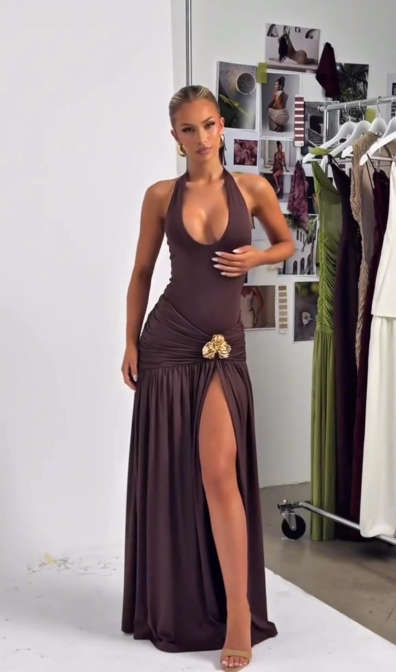 Michelle - Vestido Elegante com Fenda