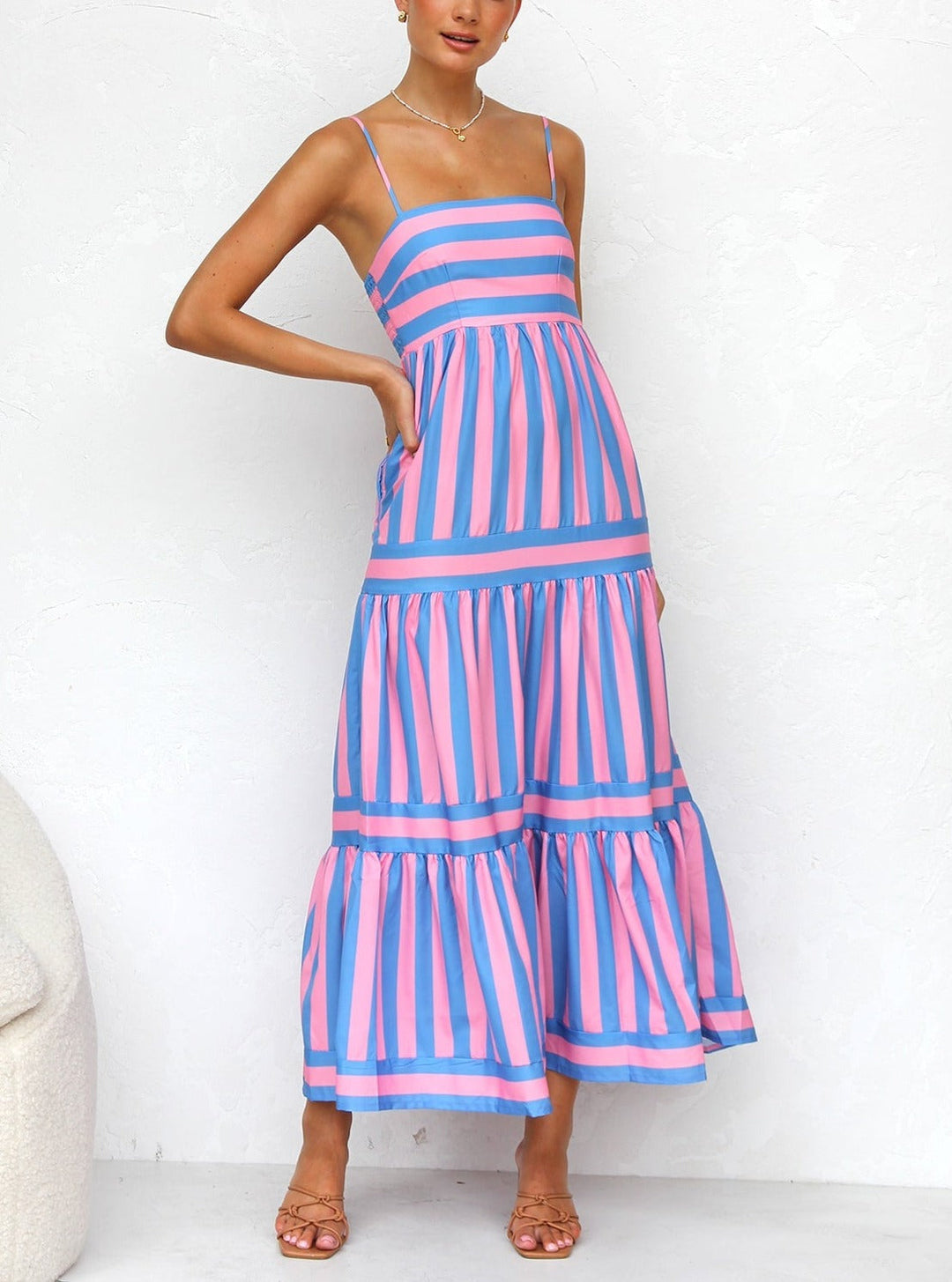 Milly - Vestido Longo Elegante Listrado