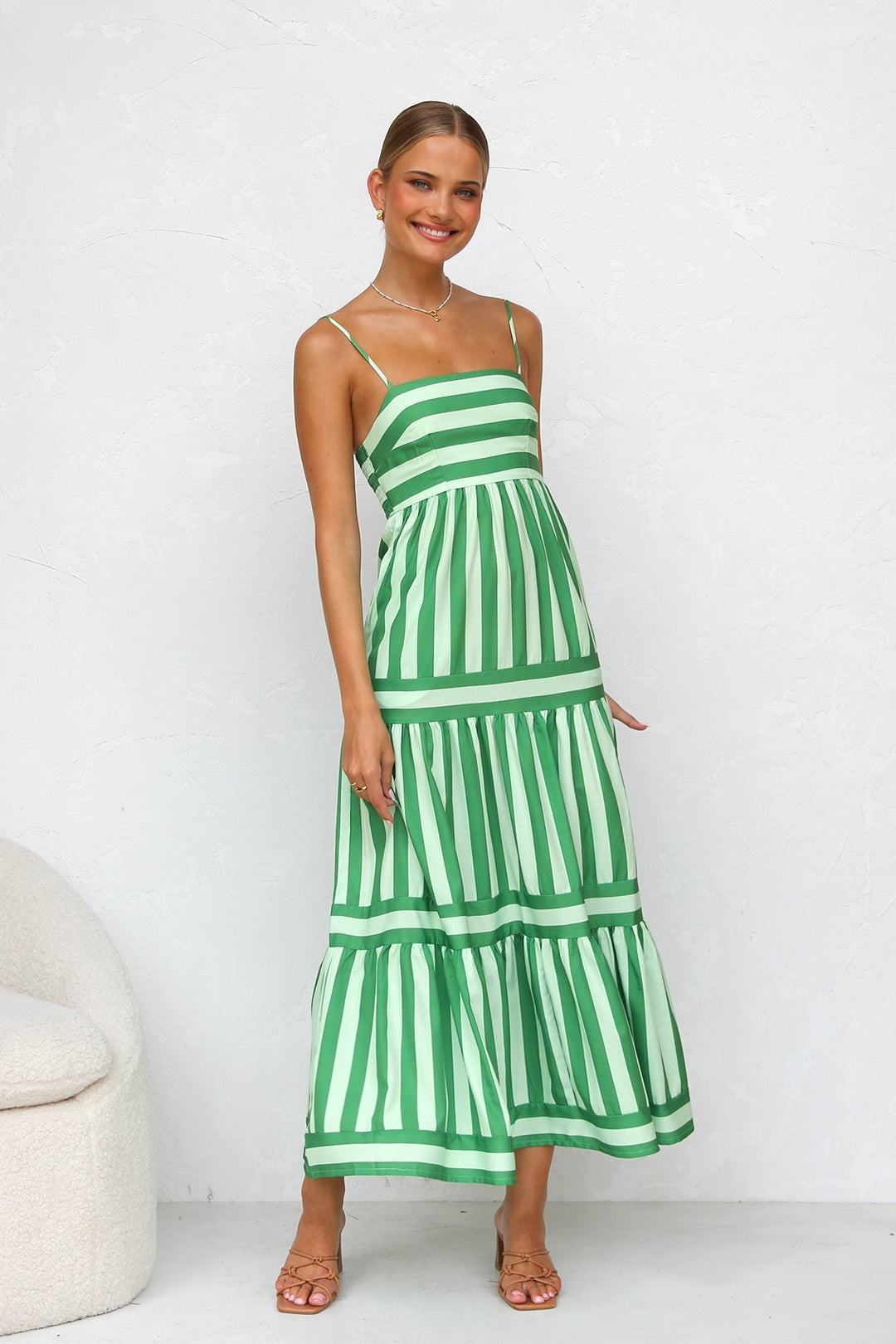 Milly - Vestido Longo Elegante Listrado