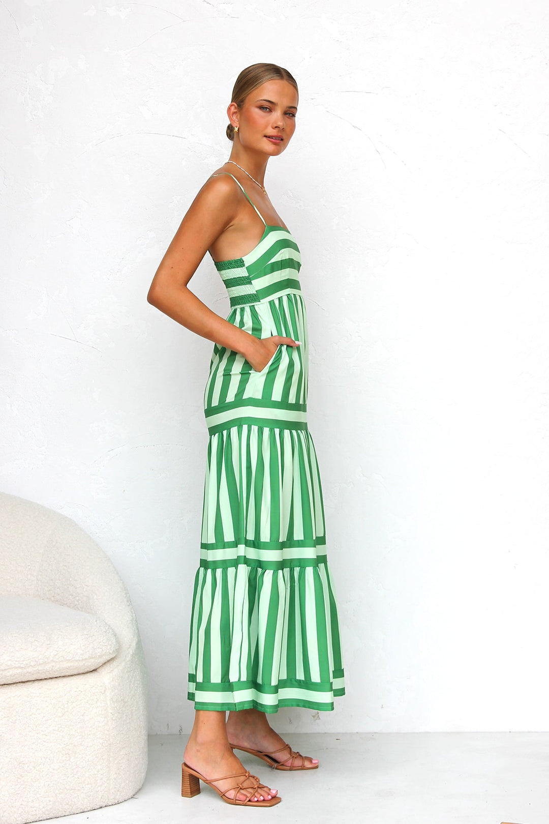 Milly - Vestido Longo Elegante Listrado