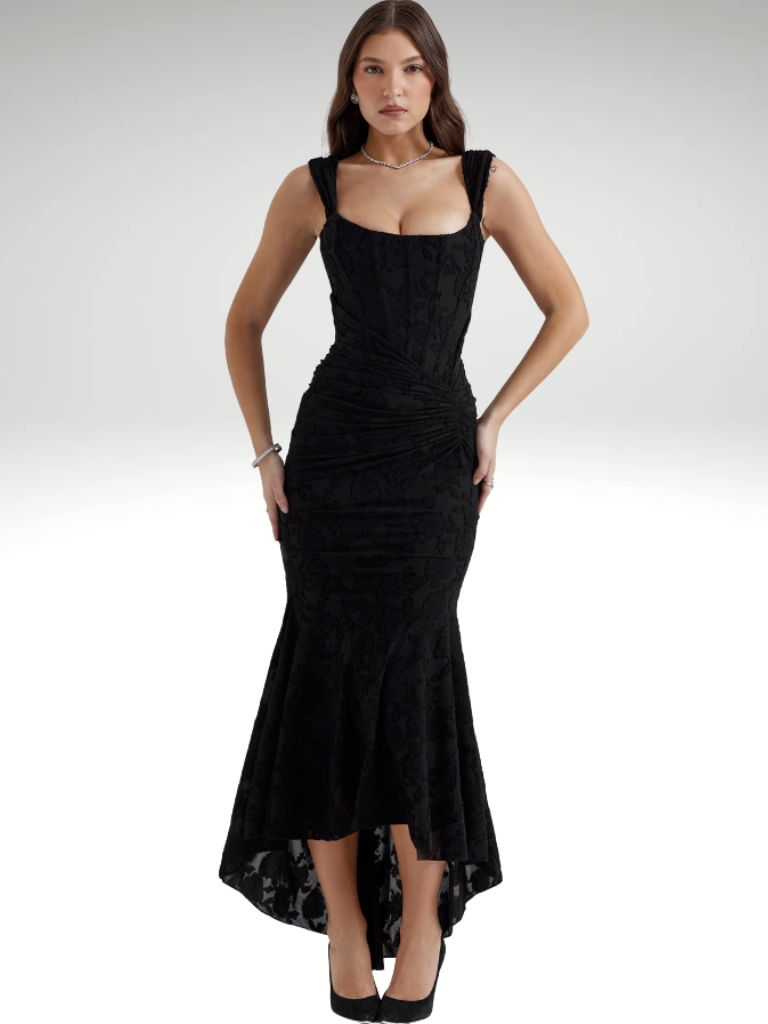 VESTIDO SEREIA EM RENDA LUXUOSA