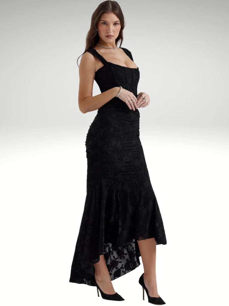VESTIDO SEREIA EM RENDA LUXUOSA