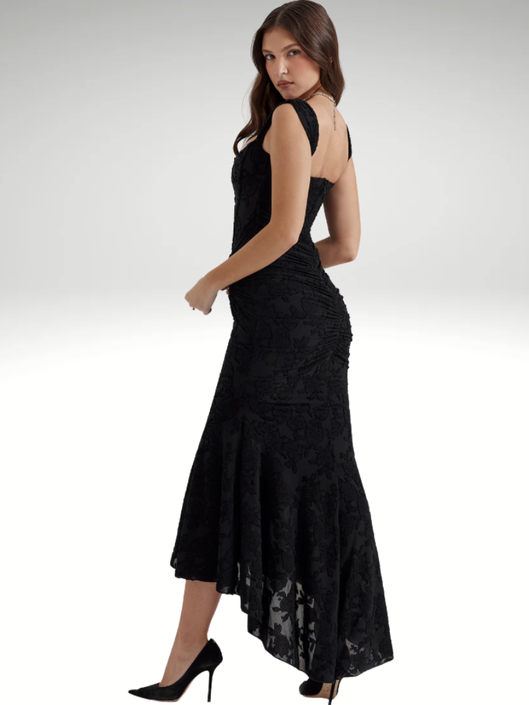 VESTIDO SEREIA EM RENDA LUXUOSA
