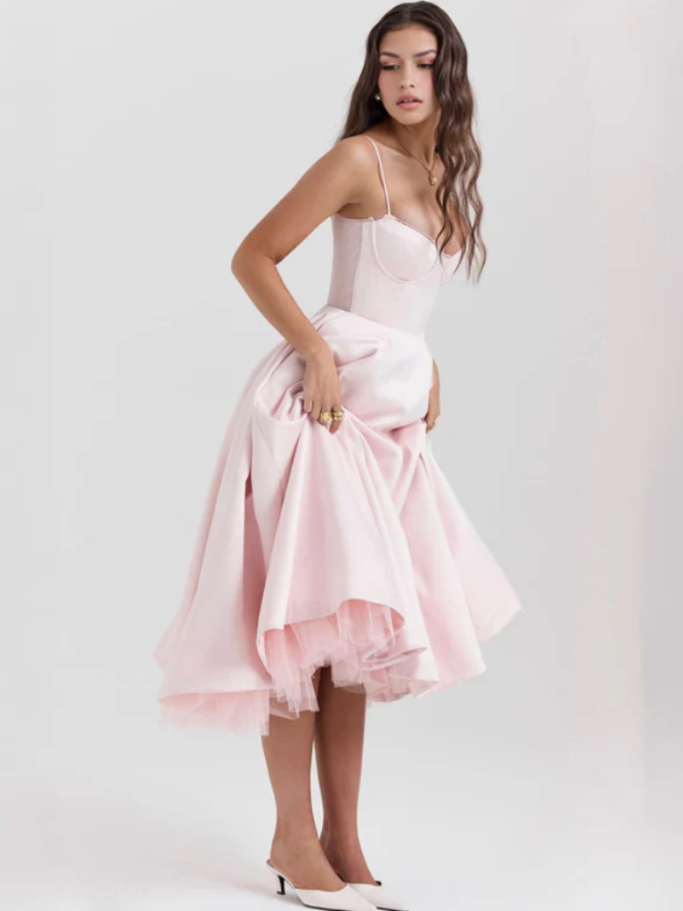 VESTIDO DE BAILE ELEGANTE