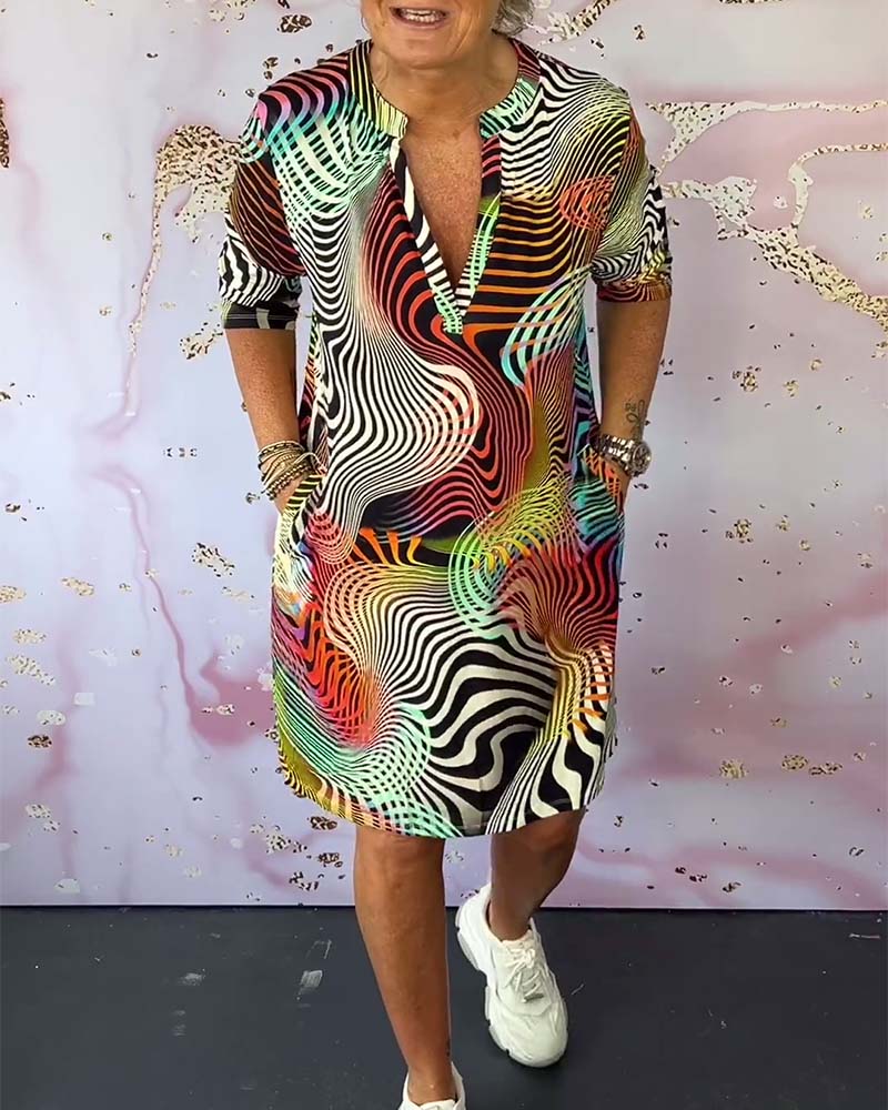 Farah - Vestido colorido com decote em V