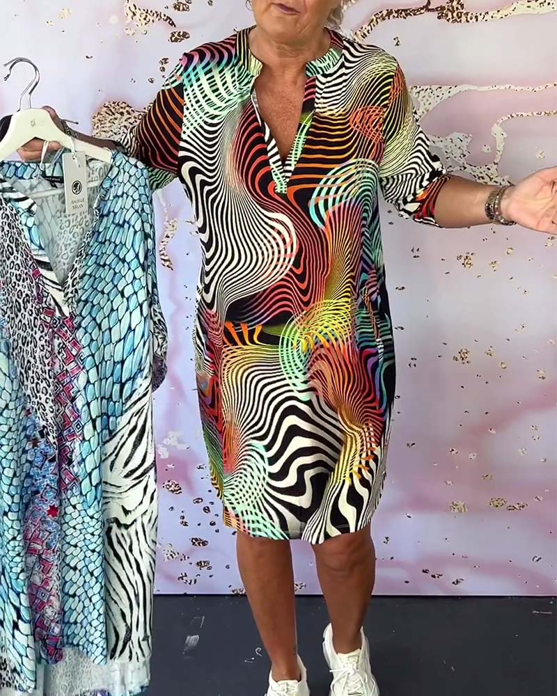 Farah - Vestido colorido com decote em V