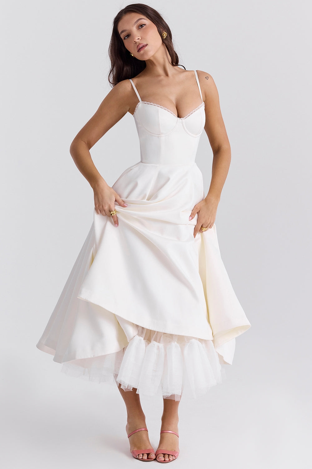 Cynthia - Vestido Midi Elegante de Tule